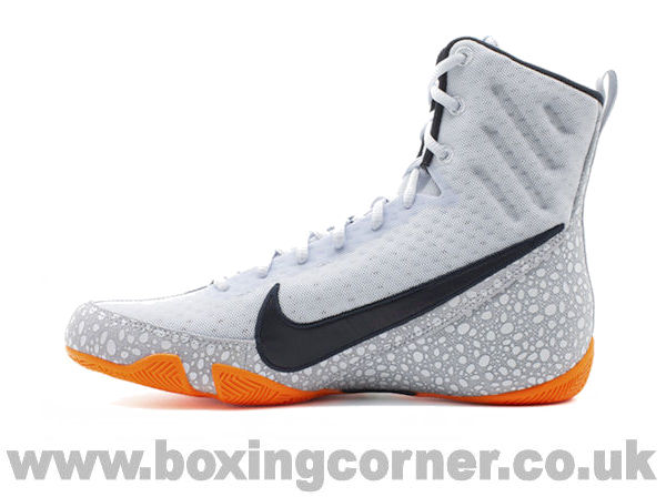 Nike Machomai 3 Boxing Boots Special Edition Silver
